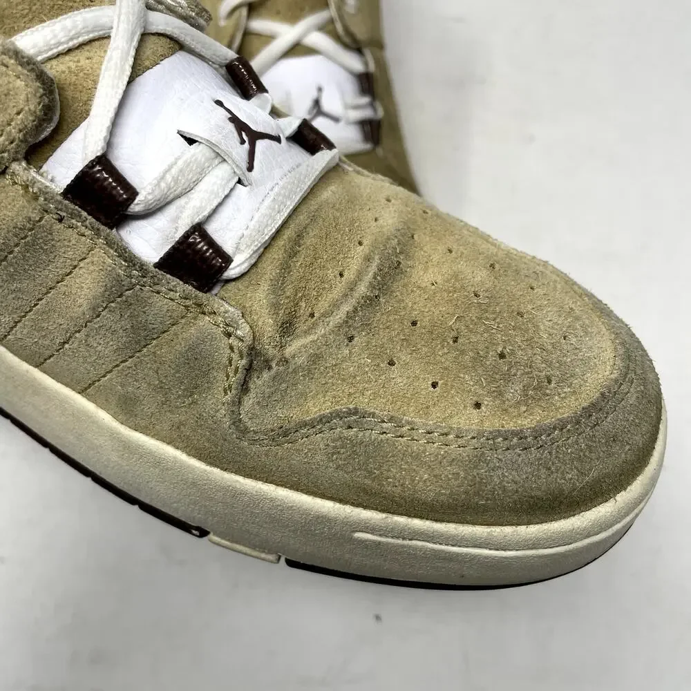 Jordan Cue Low Beige/Hay Suede Men's Size 9 *READ*
